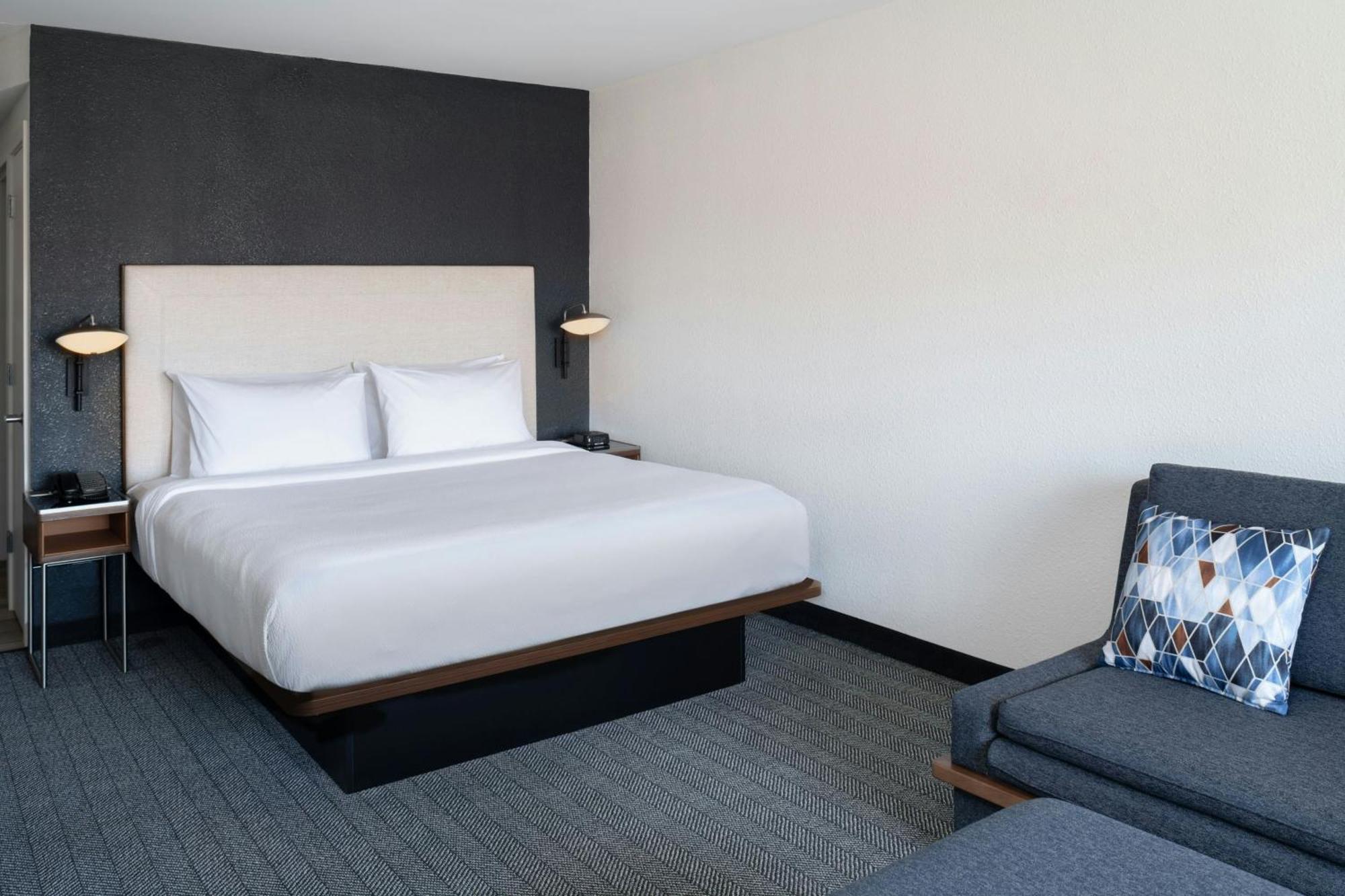 Courtyard By Marriott Providence Lincoln Hotell Eksteriør bilde